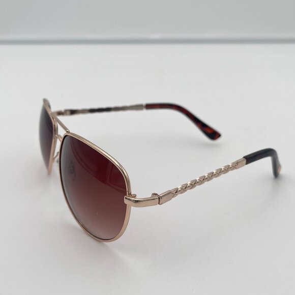 Oscar De La Renta Aviator Sunglasses With Gradient Brown Lenses & Gold Frame - Picture 3 of 4